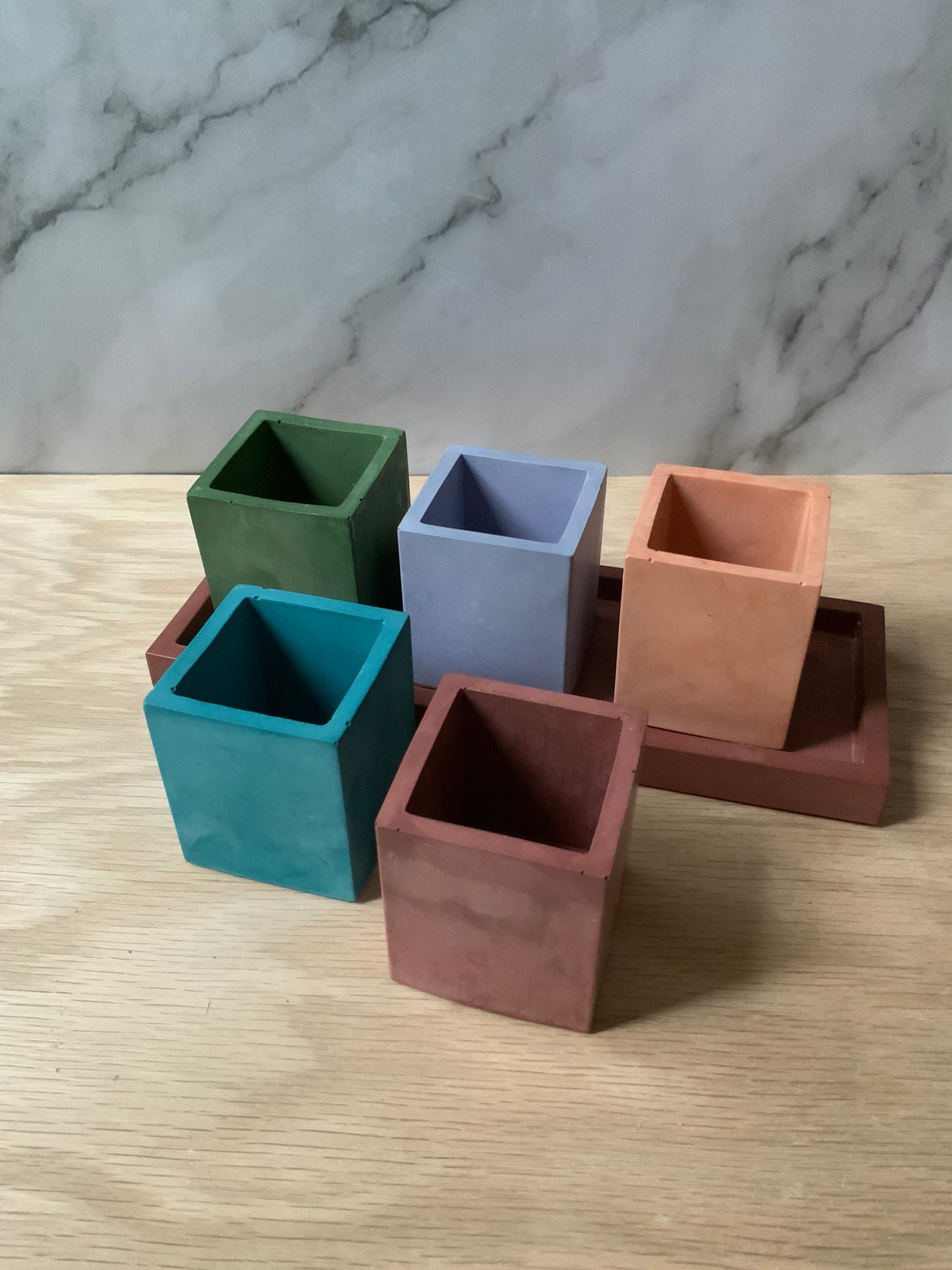 Small square Organization Cup