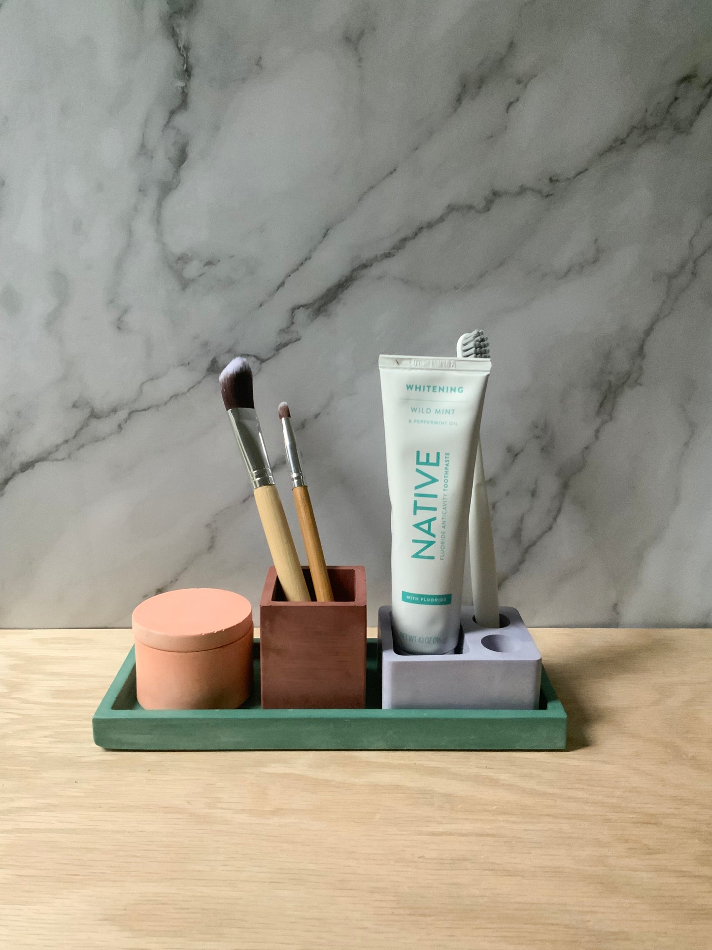 Small square Organization Cup
