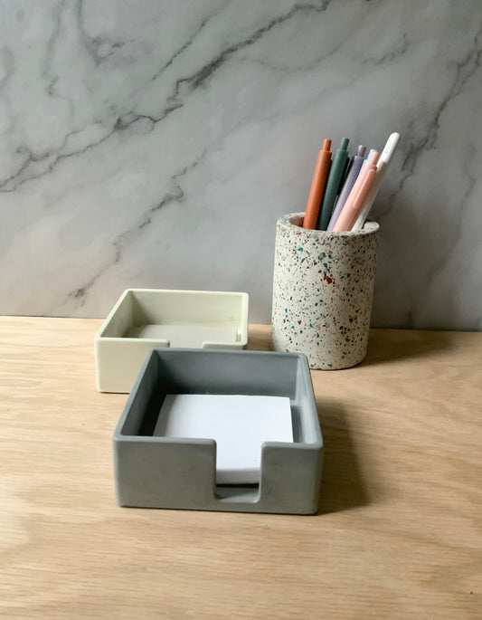 Industrial Post-it-note desk accessory Cement