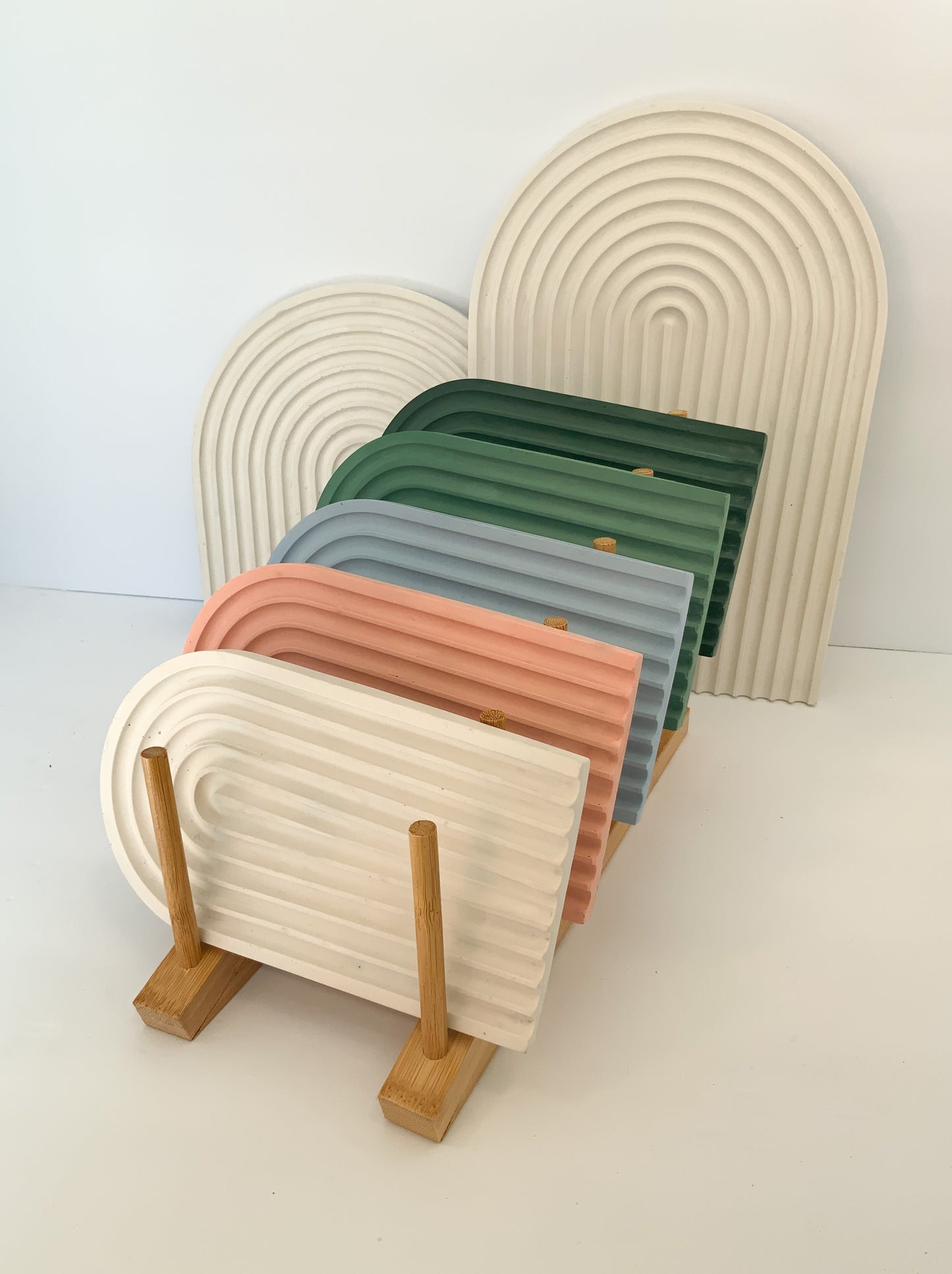 Arch decorative tray