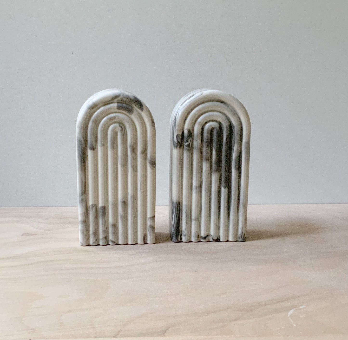 Modern Minimal Black And White Marble Arch Bookend Set For Home Decor