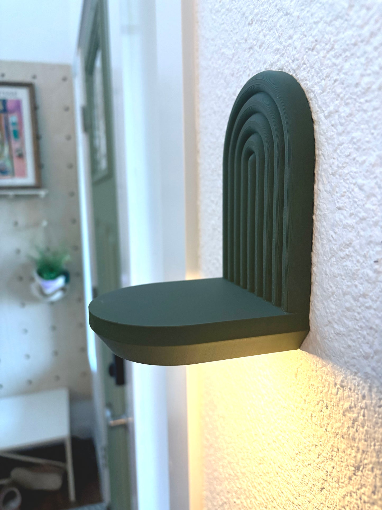 Modern Arch Wall Shelf with LED Puck Light | 3D Printed Japandi Floating Decor | Minimalist Ambient Lighting