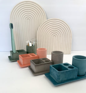 Bathroom Accessory Set- Medium