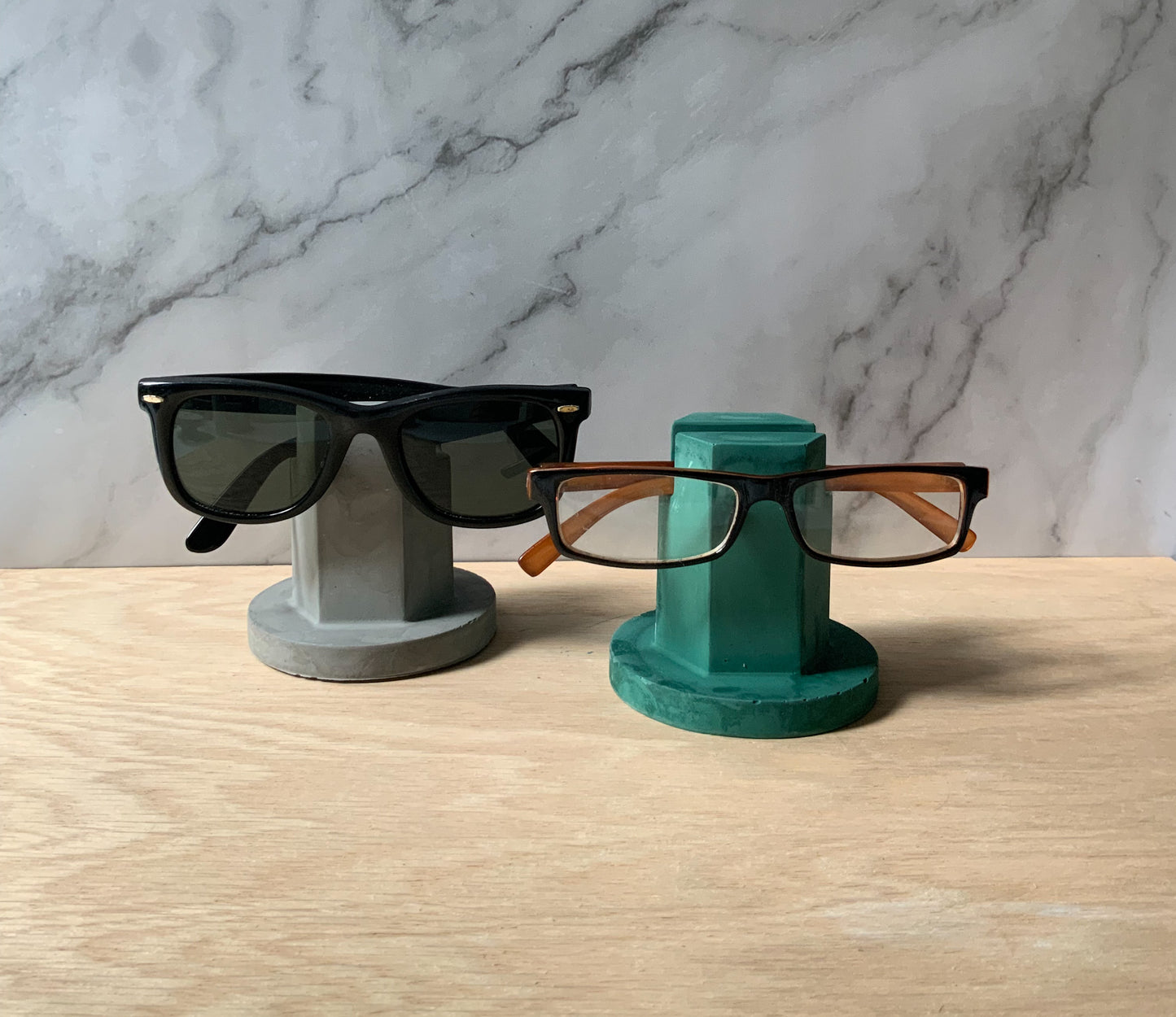 Glasses holder cement | Colorful sunglass stand | Eye glasses display