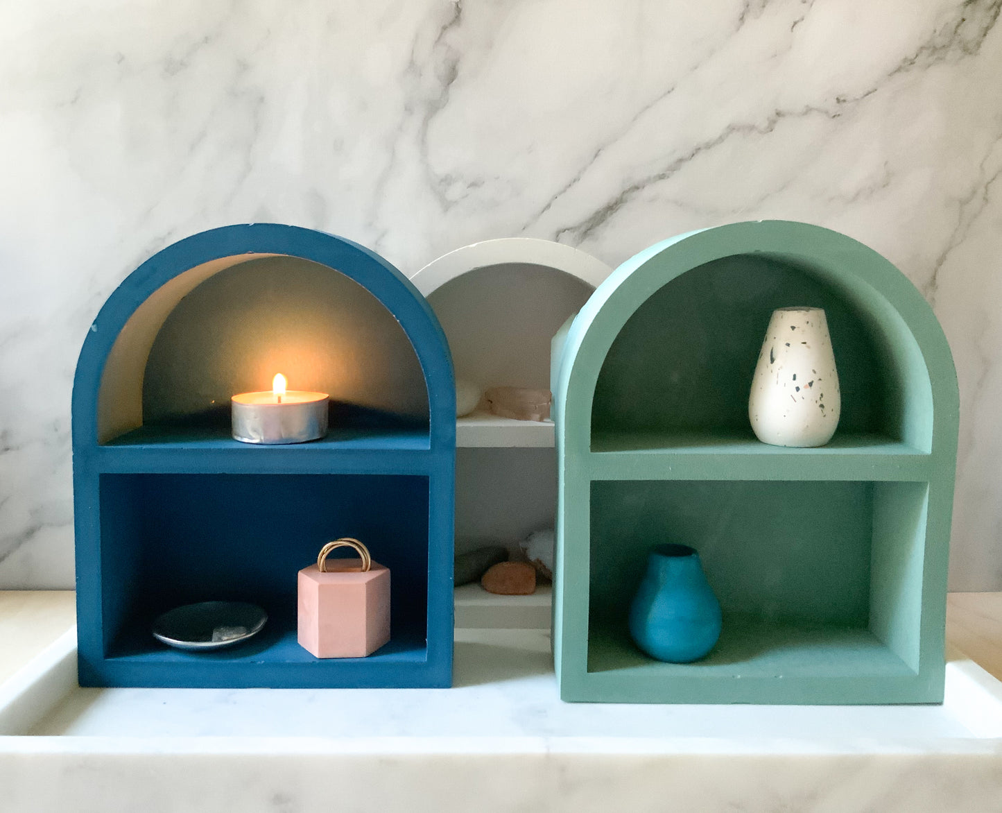 Minimalist Arch Shelf: Elegant Display Stand for Miniatures, Curios & Altar Items - Tabletop or Wall Decor