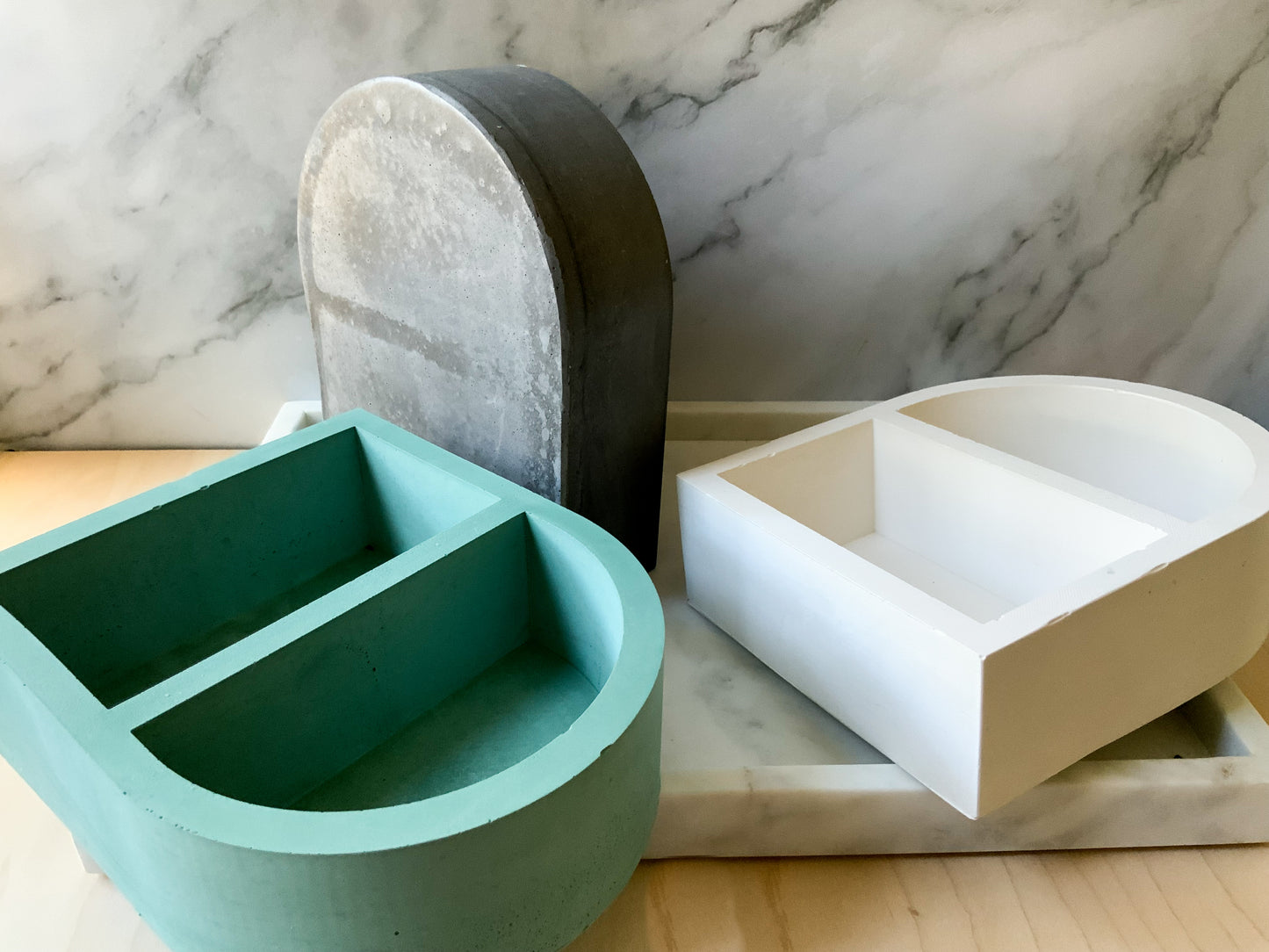 Minimalist Arch Shelf: Elegant Display Stand for Miniatures, Curios & Altar Items - Tabletop or Wall Decor