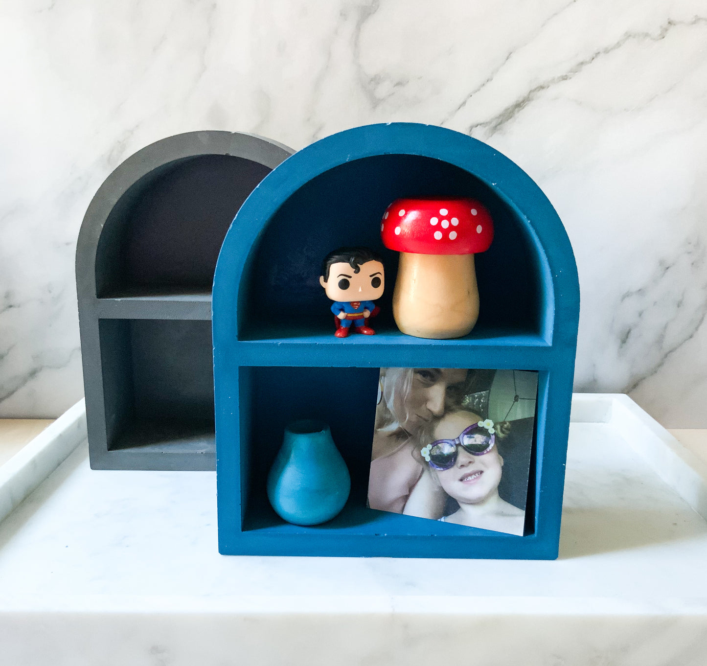 Minimalist Arch Shelf: Elegant Display Stand for Miniatures, Curios & Altar Items - Tabletop or Wall Decor