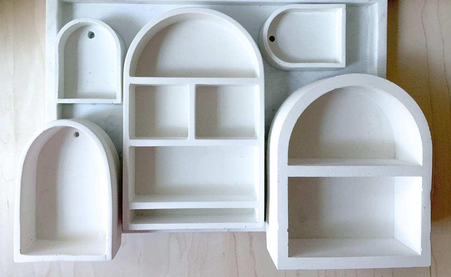 Minimalist Arch Shelf: Elegant Display Stand for Miniatures, Curios & Altar Items - Tabletop or Wall Decor