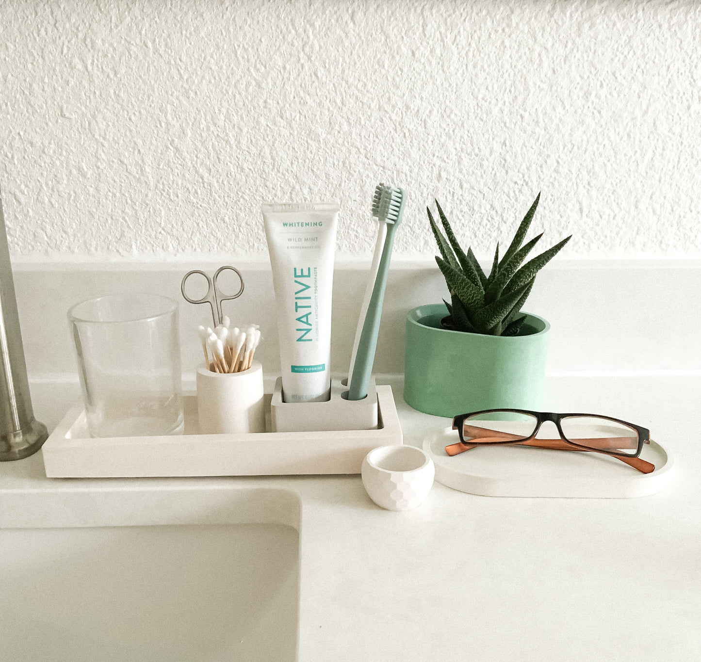 Concrete rectangle Tray Large | Candle or Soap Trivet | Modern Catchall Tray | Bathroom Tray