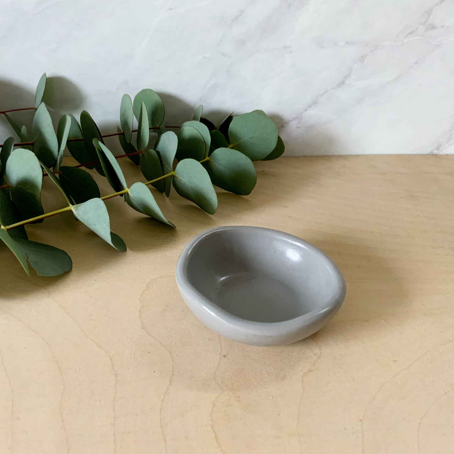 Concrete Catchall Bowl - Modern Entryway Key Organizer, Minimalist Desk Tray, Sculptural Home Decor Gift