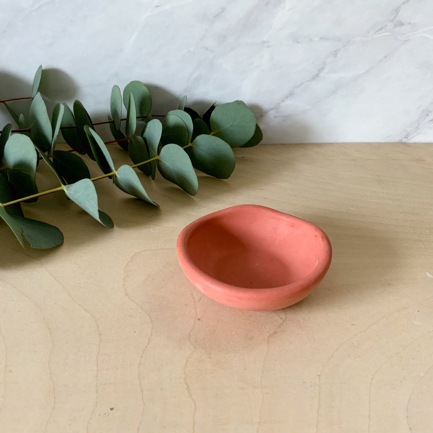 Concrete Catchall Bowl - Modern Entryway Key Organizer, Minimalist Desk Tray, Sculptural Home Decor Gift
