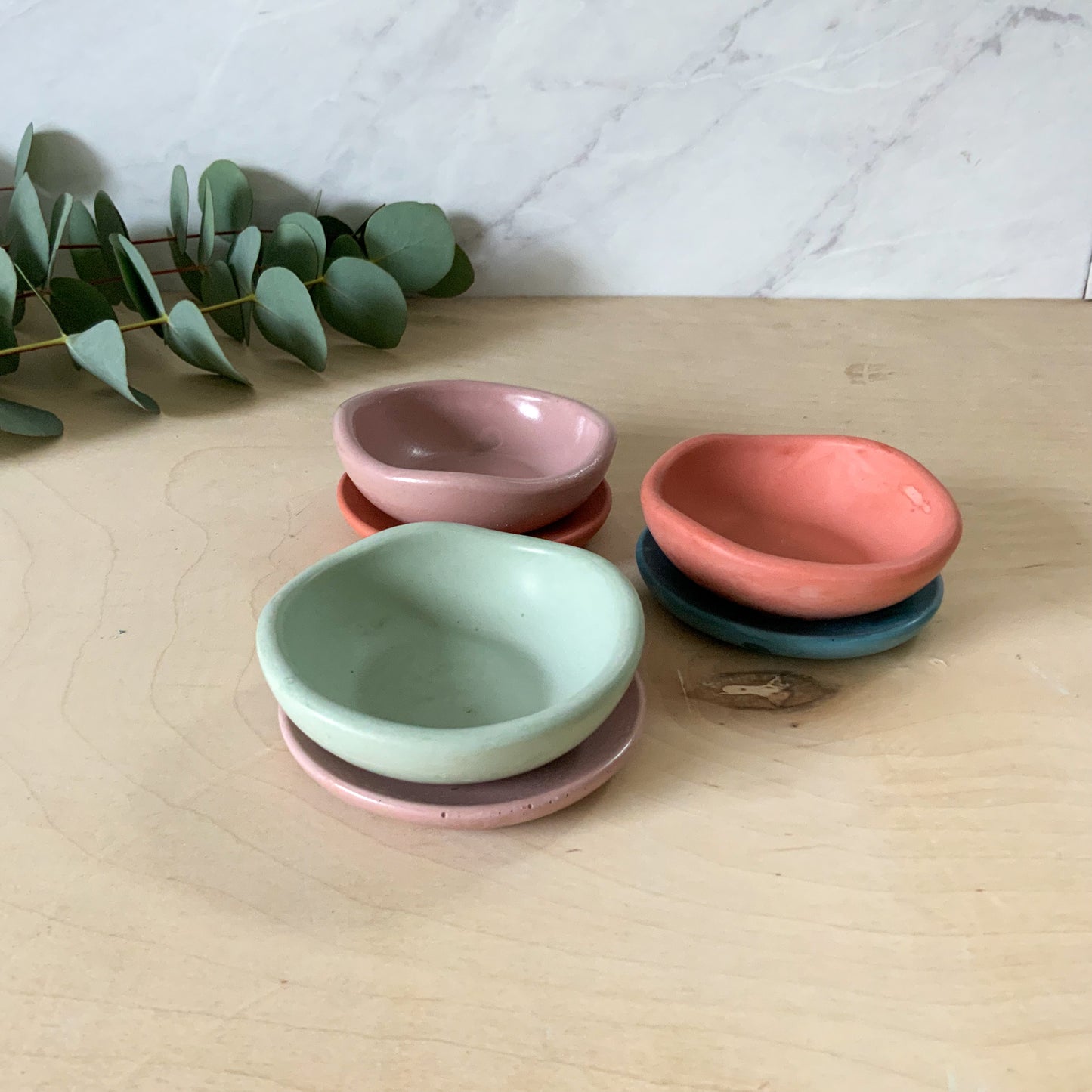 Concrete Catchall Bowl - Modern Entryway Key Organizer, Minimalist Desk Tray, Sculptural Home Decor Gift