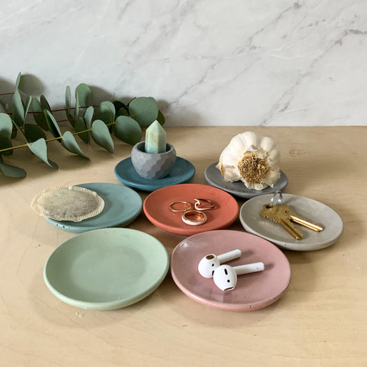 Small Handmade Concrete Ring Dish - Minimalist Catchall Tray, Teabag Holder & Jewelry Plate for Home Organization