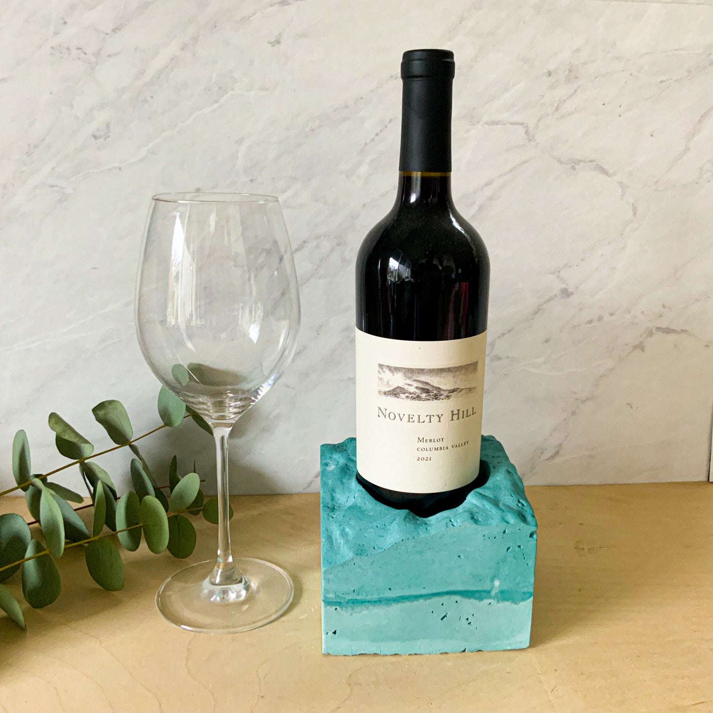 Handmade Concrete Wine Bottle Holder - Modern Minimalist Display Stand Kitchen Bar Decor Gift