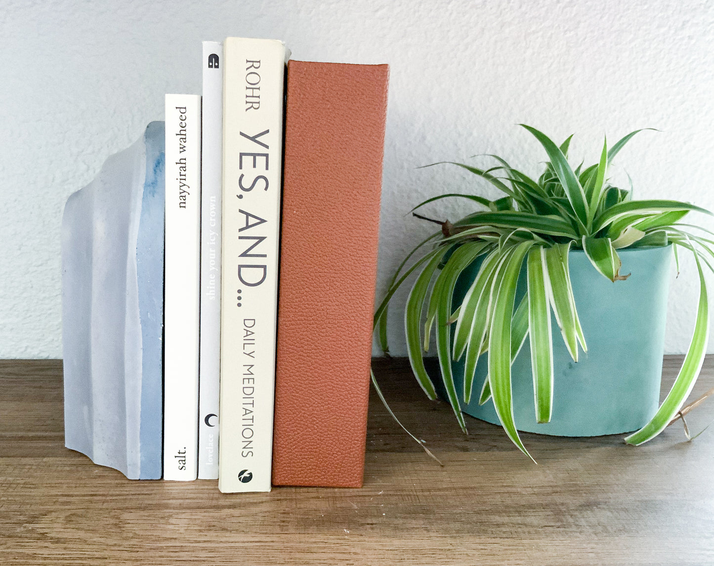 Heavy Arch Bookend for Modern Homes and Minimalist Concrete Decor
