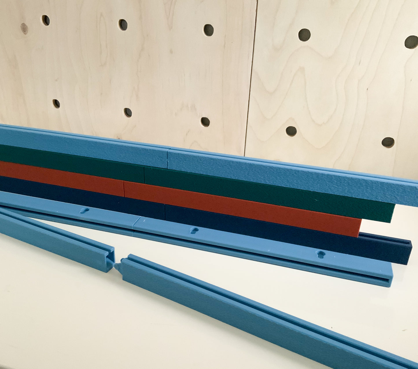 Modular Picture Ledge Shelf - 12 Inch Interlocking Wall Display Rail for Photo Gallery Art